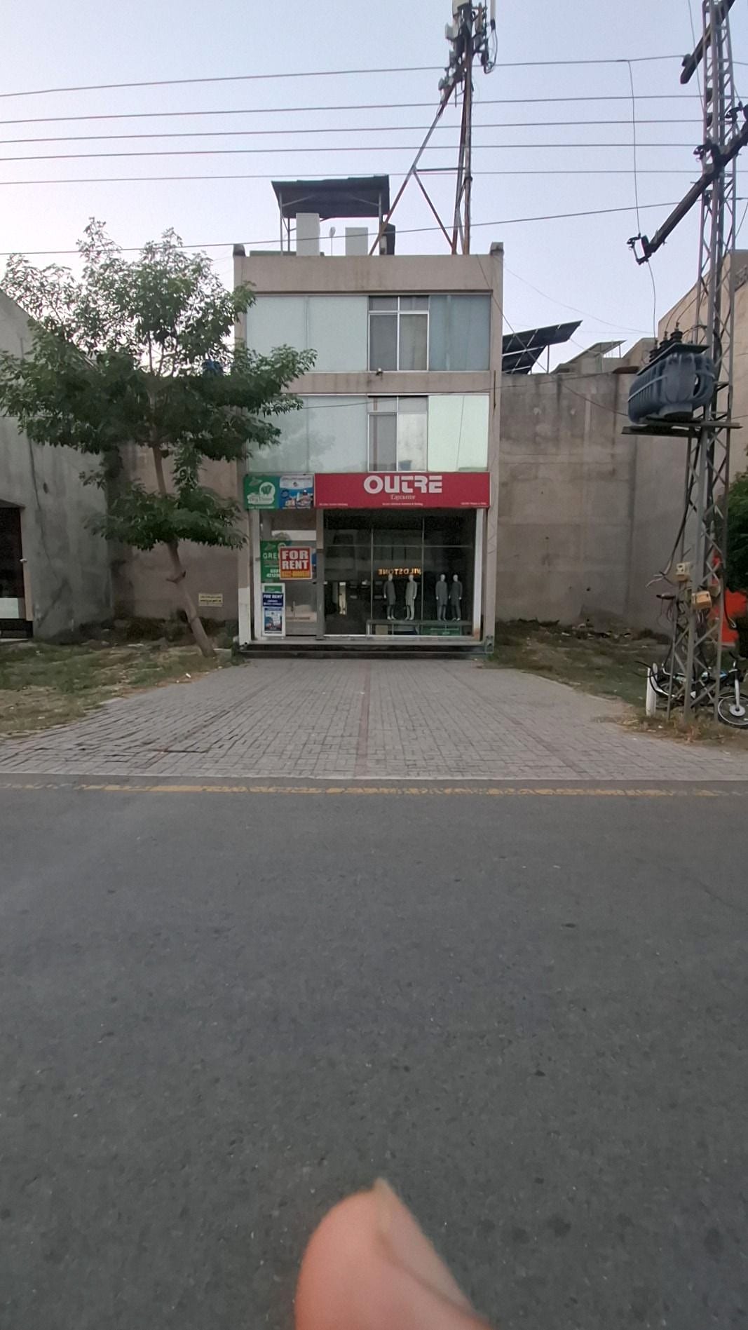 4 Marla Shop for Rent — Phase 4, Block DD — photo 1 of 5